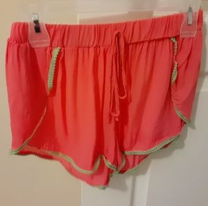 ALL FOR COLOR rayon coral shorts small